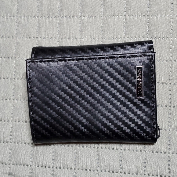 Calvin Klein Men's Leather Wallet - Picture 1 of 5